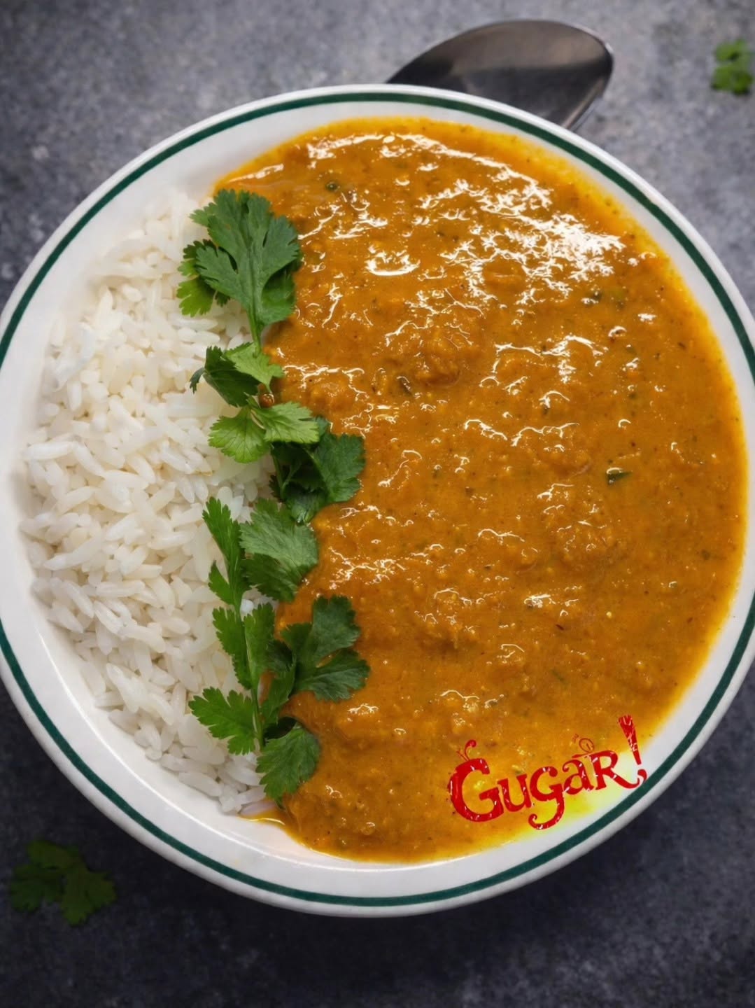 Fresh curry and rice at Ġugar